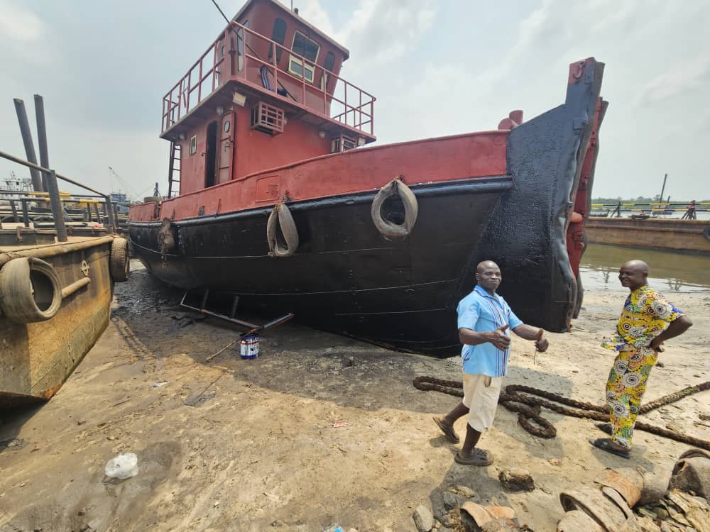 Marine vessel operating on the water